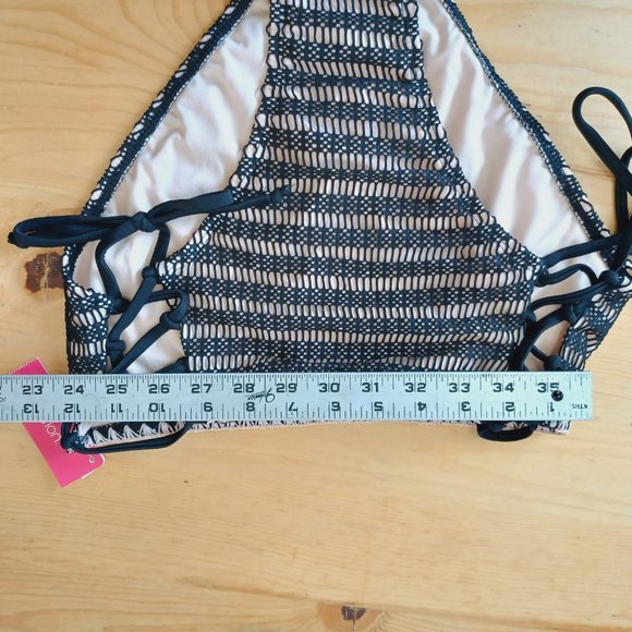 🎀3/$30 NWT! Bathing Suit Bikini Bottom - Nude (Peach) and black crochet 3321 - Picture 8 of 9